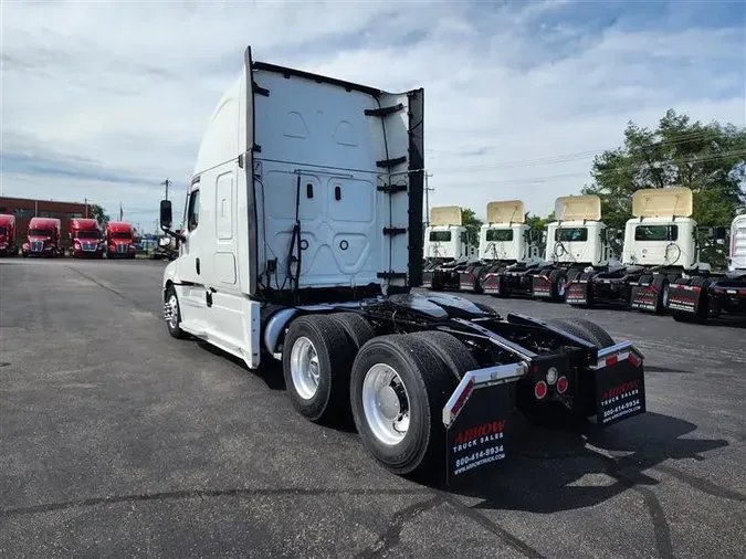 2022 FREIGHTLINER CASCADIA