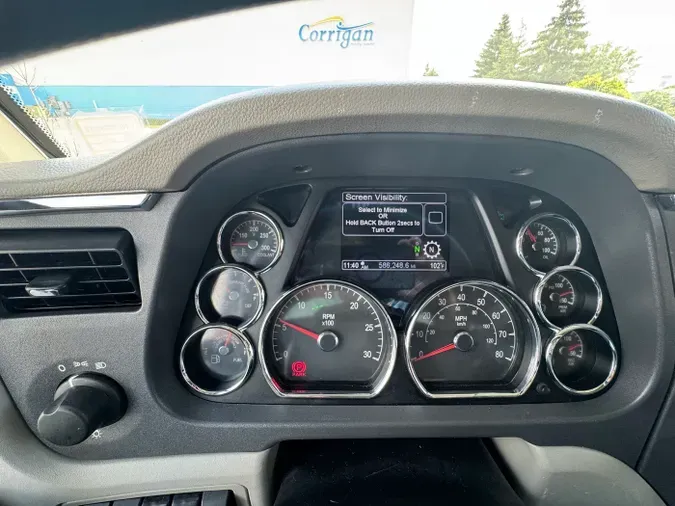 2021 Peterbilt 579
