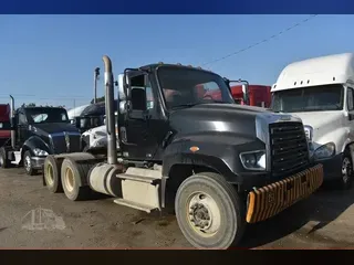 2015 FREIGHTLINER 114SD