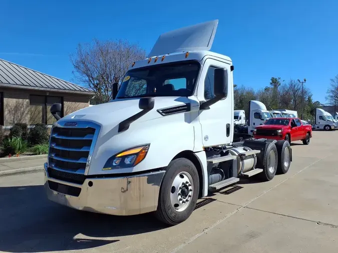 2020 FREIGHTLINER/MERCEDES NEW CASCADIA PX126643cd7a7df680d0dfd5bce88d3ba039f73