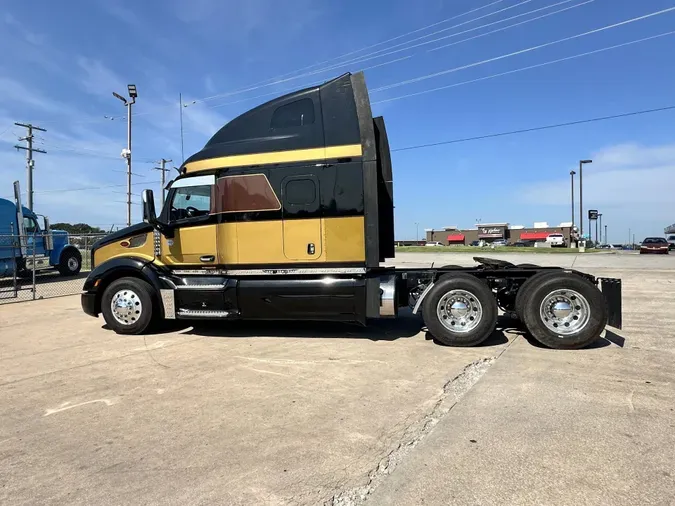 2020 Peterbilt 579