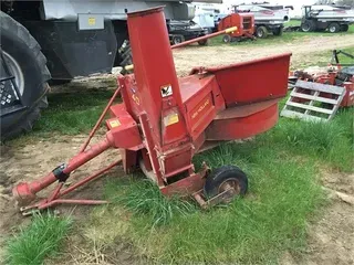 NEW HOLLAND 40