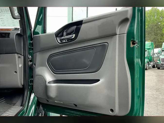 2022 INT LT625 6x4