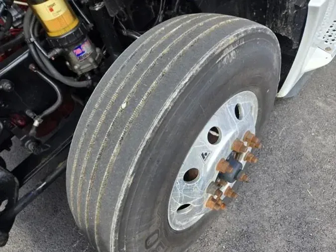 2022 International LT625