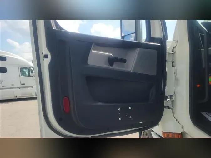 2020 FREIGHTLINER CA126