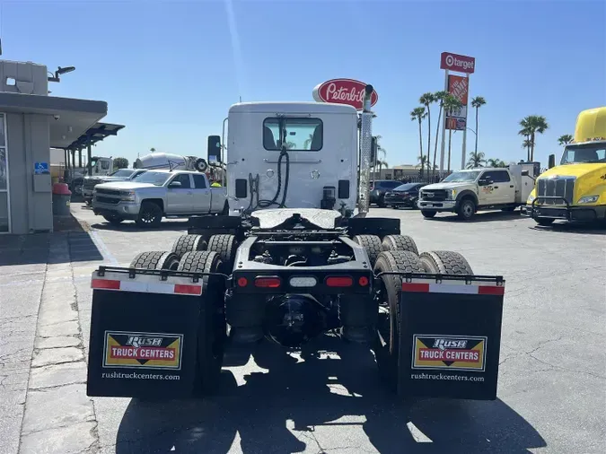 2020 Peterbilt 567