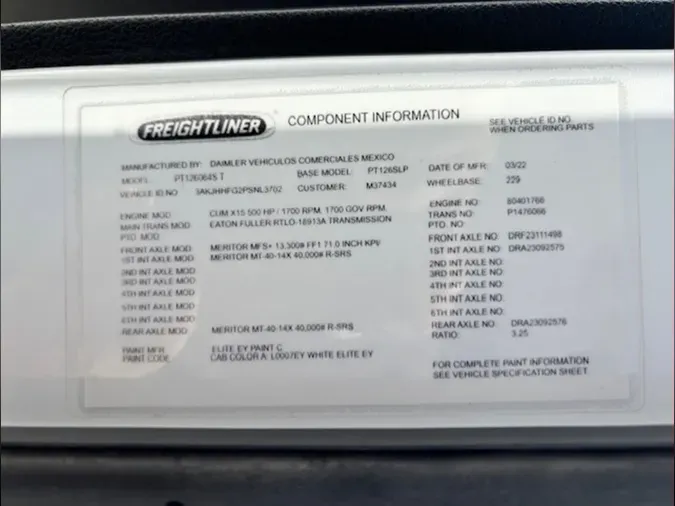 2023 Freightliner Cascadia 126