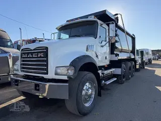 2008 MACK GRANITE GU713