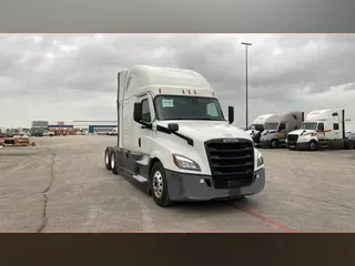 2022 Freightliner Cascadia 126