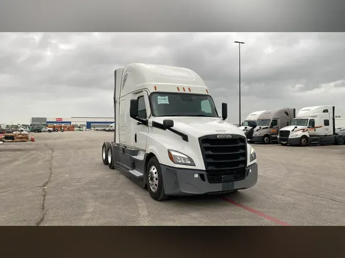 2022 Freightliner Cascadia 1263cea39eb77634db7c9ece19f99ec8d49
