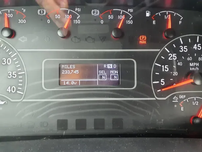 2020 NAVISTAR INTERNATIONAL MV607 (4X2)