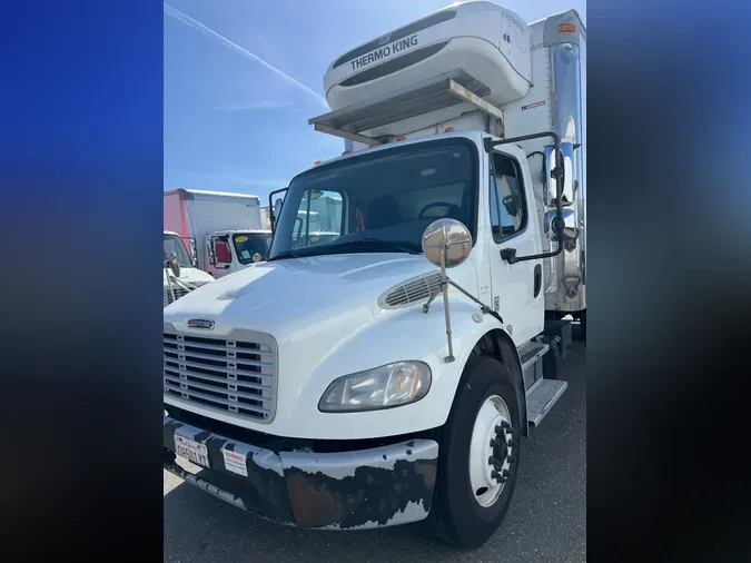 2016 FREIGHTLINER/MERCEDES M2 106