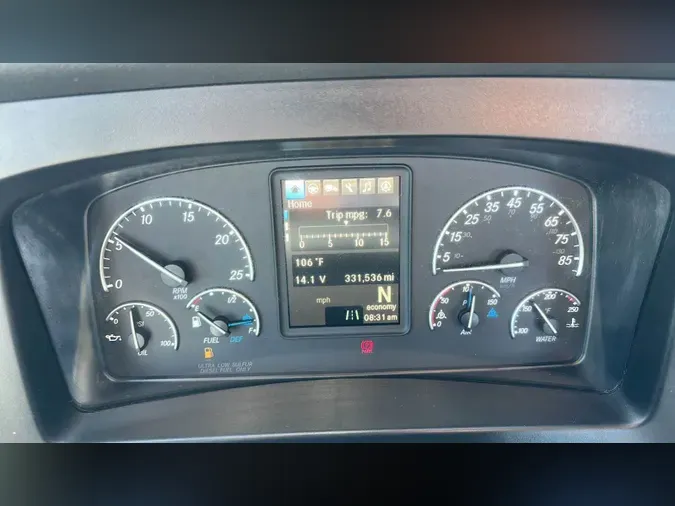 2019 Freightliner Cascadia 126