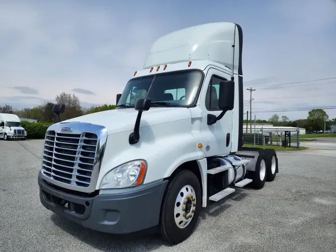2018 FREIGHTLINER/MERCEDES CASCADIA 1253cf274efc936bb22c05ea7ee14062ab0