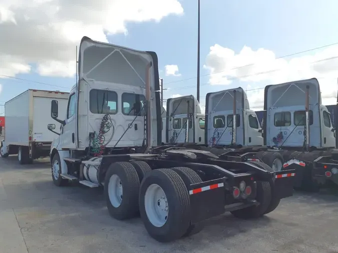 2019 FREIGHTLINER NEW CASCADIA PX12664