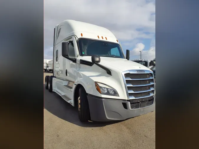 2021 FREIGHTLINER/MERCEDES NEW CASCADIA PX126643cf6230eaf8f48976587cd7924fb043f