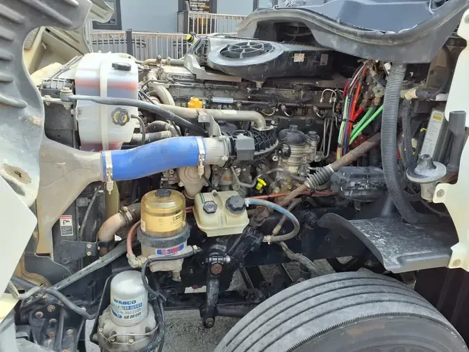 2020 FREIGHTLINER/MERCEDES CASCADIA 1253cf62a393e20613151e21383038ee2f3