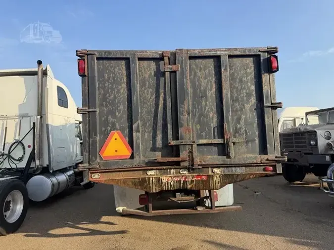 2000 STERLING L8500