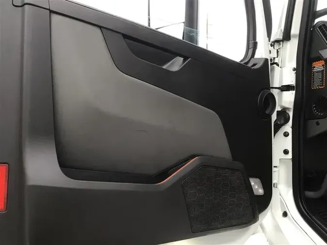 2024 VOLVO VNL64T7603cff3d3bd2579c39e658e955fe8d456a