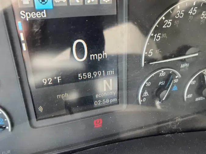 2019 FREIGHTLINER NEW CASCADIA PX12664