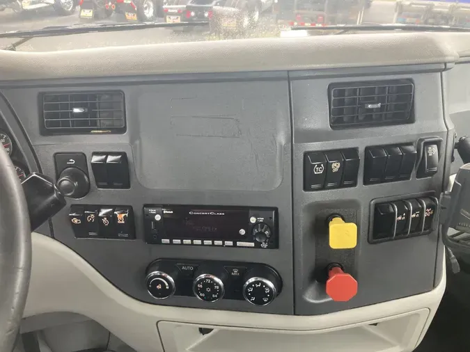 2021 Peterbilt 579