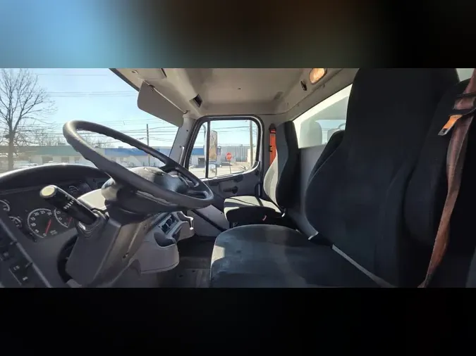 2019 FREIGHTLINER/MERCEDES M2 112