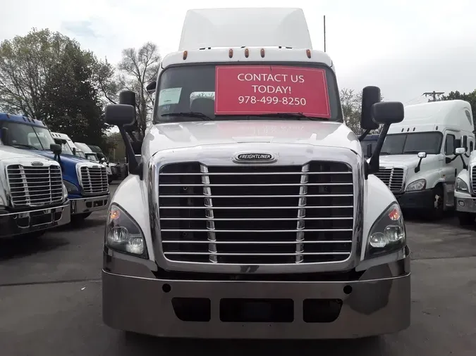 2019 FREIGHTLINER CASCADIA 125