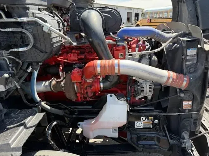2024 Peterbilt 579