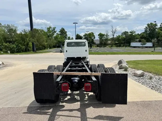 2020 Freightliner Business Class M2 106