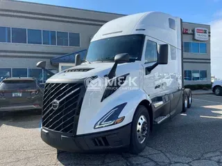 2026 VOLVO VNL64T860