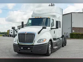 2024 INTERNATIONAL LT