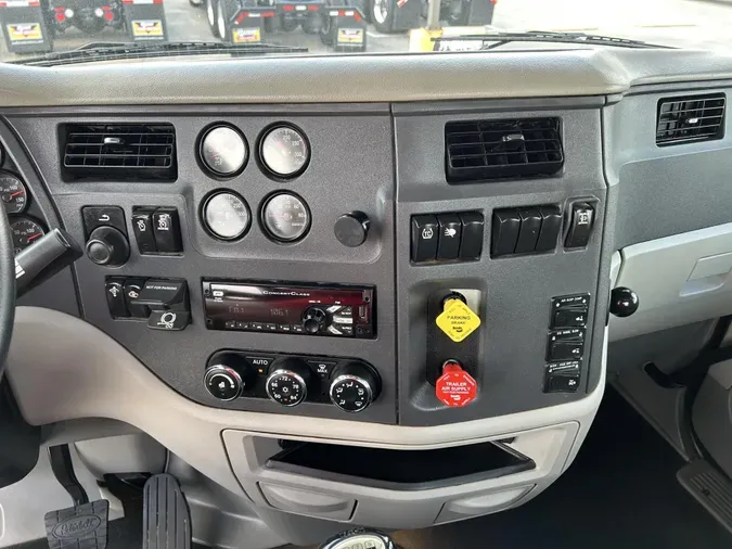 2019 Peterbilt 579