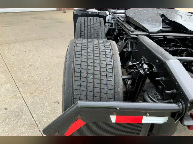 2022 INT LT625 6x43d242baa04a5033c84597d475676a836