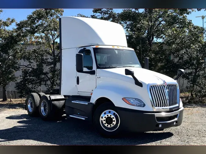 2021 INT LT625 6x43d25507f21304c6dc93bf3937f272457