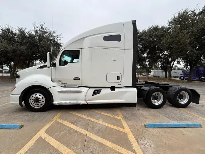 2020 Kenworth T680