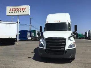 2020 FREIGHTLINER CA126