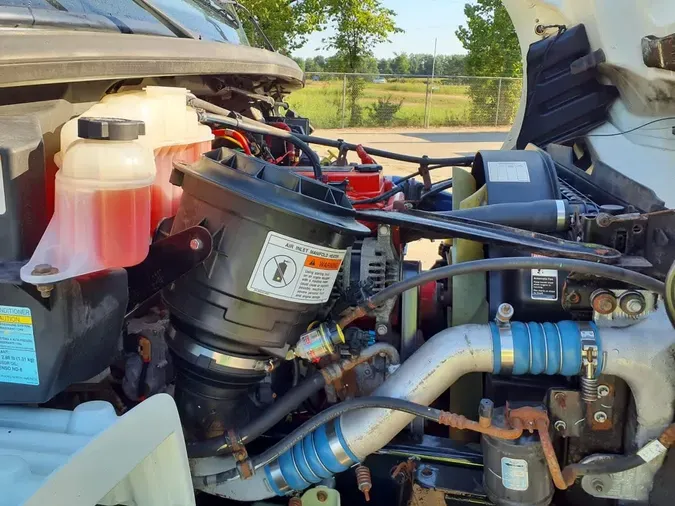 2019 FREIGHTLINER M2 106