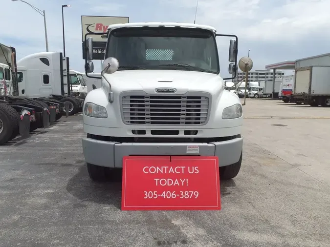 2016 FREIGHTLINER M2 106
