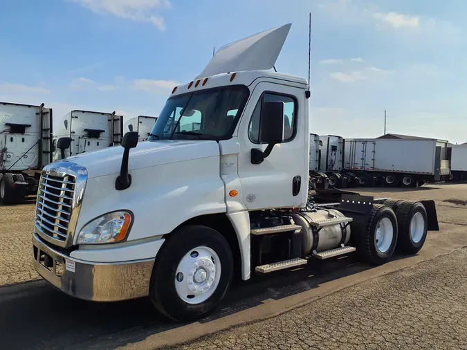 2018 FREIGHTLINER/MERCEDES CASCADIA 1253d2d84bd66da2cb69f5b8e380b93e6ad