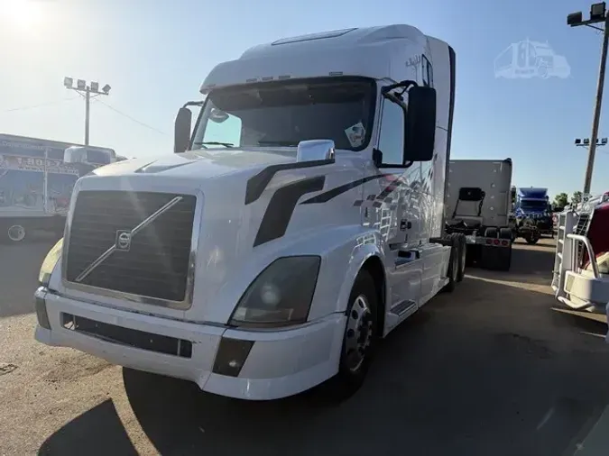 2015 VOLVO VNL64T6703d31de4bb442b4360d5f7c17b04a4b53