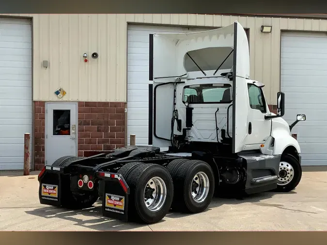 2021 INT LT625 6x4