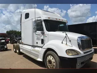 2001 FREIGHTLINER COLUMBIA 120