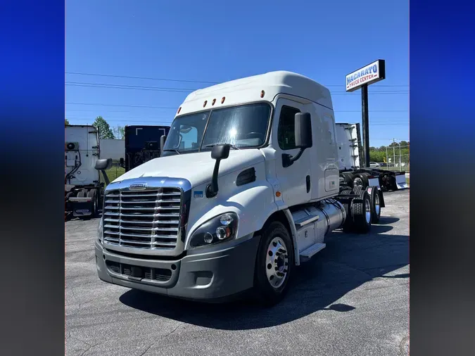 2020 FREIGHTLINER CASCADIA