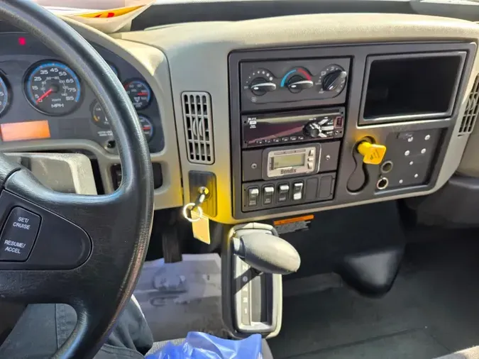 2018 NAVISTAR INTERNATIONAL 4300