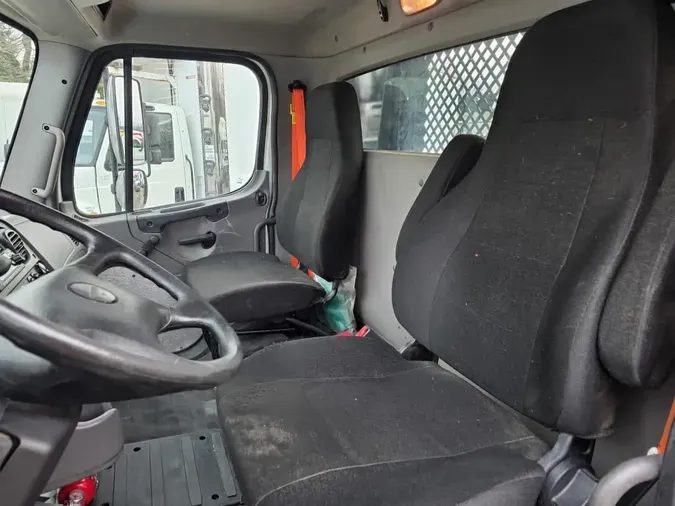 2016 FREIGHTLINER/MERCEDES M2 1063d384d69e0fc3dfab3b9c9049f36fbc3