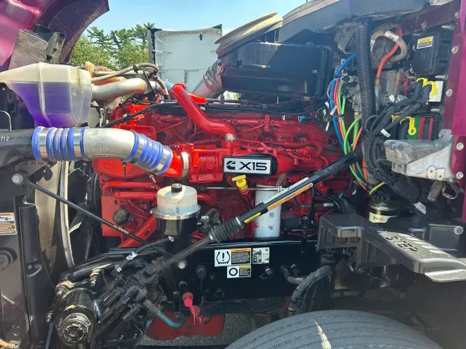 2022 Kenworth T680