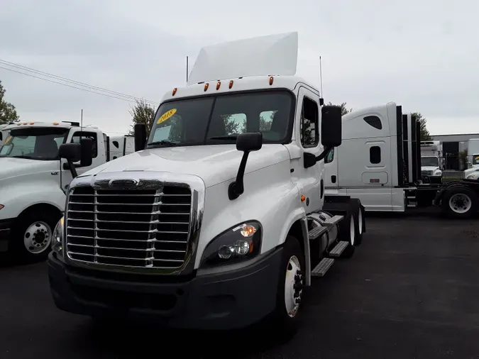 2018 FREIGHTLINER/MERCEDES CASCADIA 1253d3cfa26d6a51a5218ce442dc20876e7