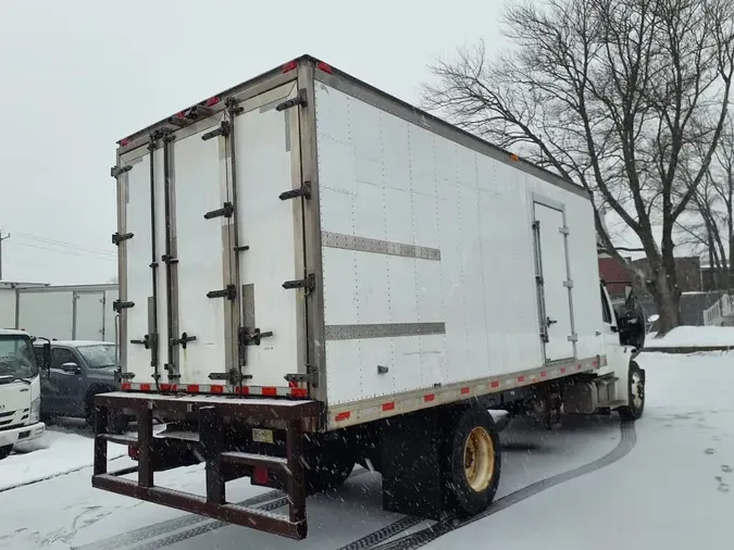 2020 FREIGHTLINER/MERCEDES M2 106