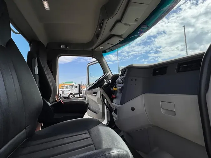 2021 Peterbilt 579