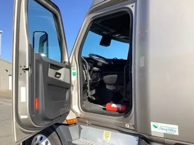 2021 Freightliner Cascadia